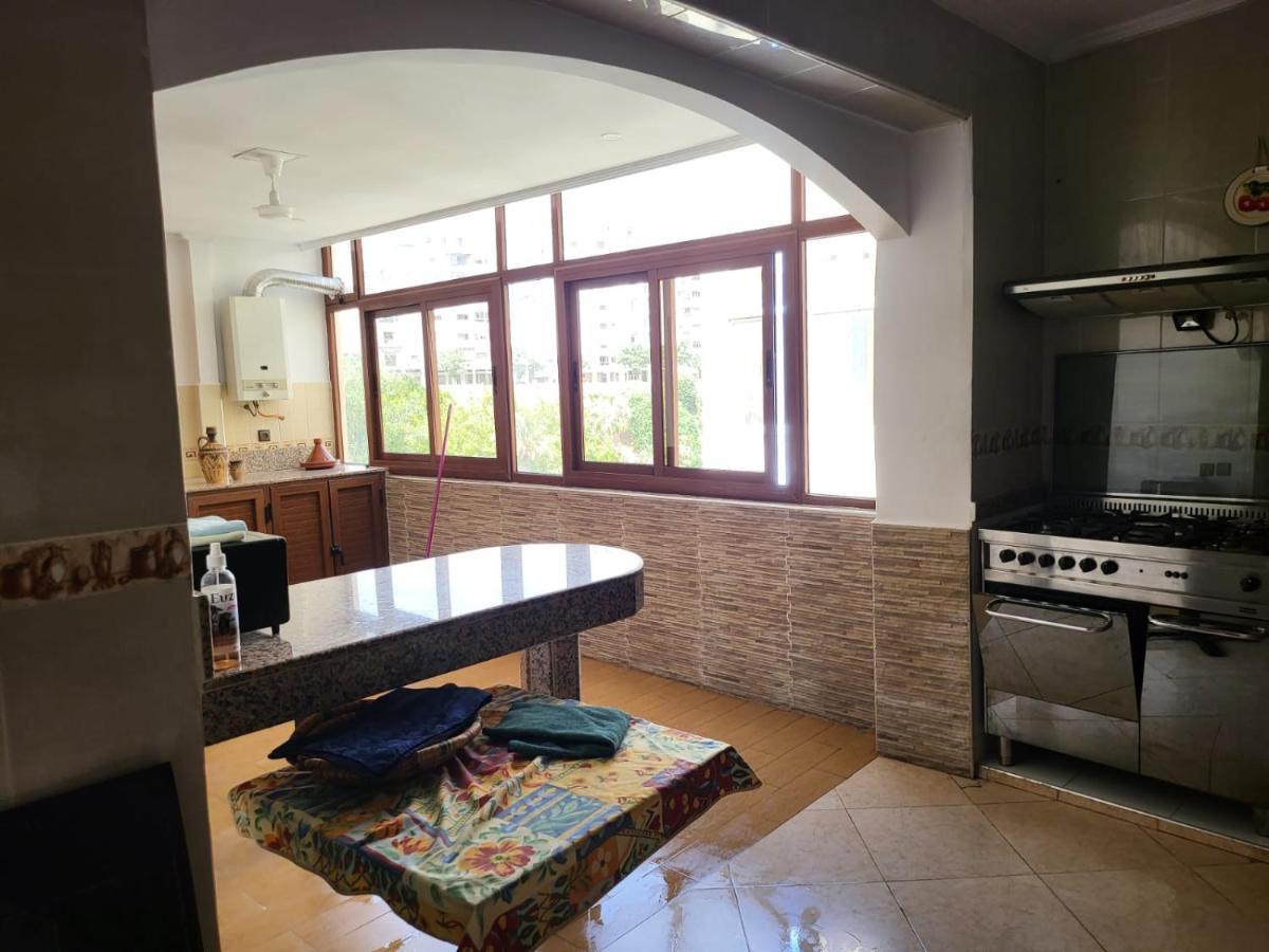Vaste Appartement Au Centre De เทโทอัน ภายนอก รูปภาพ